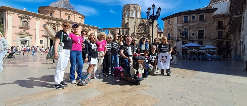 Víctimas de la DANA, el cribado de mama y las residencias de Madrid se hermanan en València